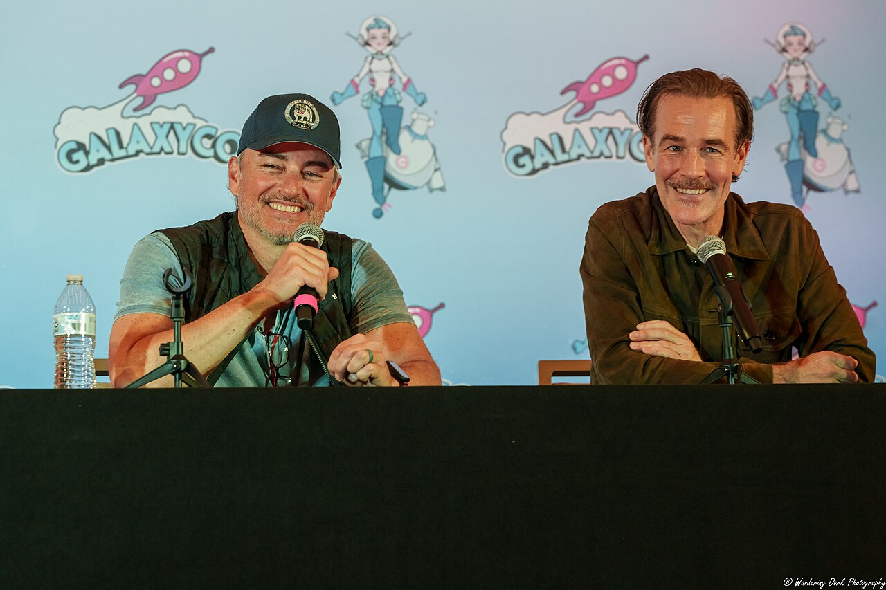 James Van Der Beek and Kerr Smith at 2025 Galaxy Con Oklahoma City