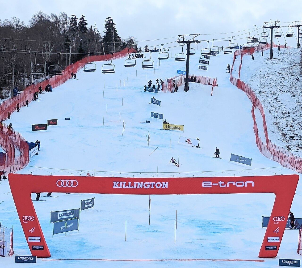 A picture of Mikaela Shiffrin competing on Superstar at Killington Resort for the FIS Alpine Ski World Cup