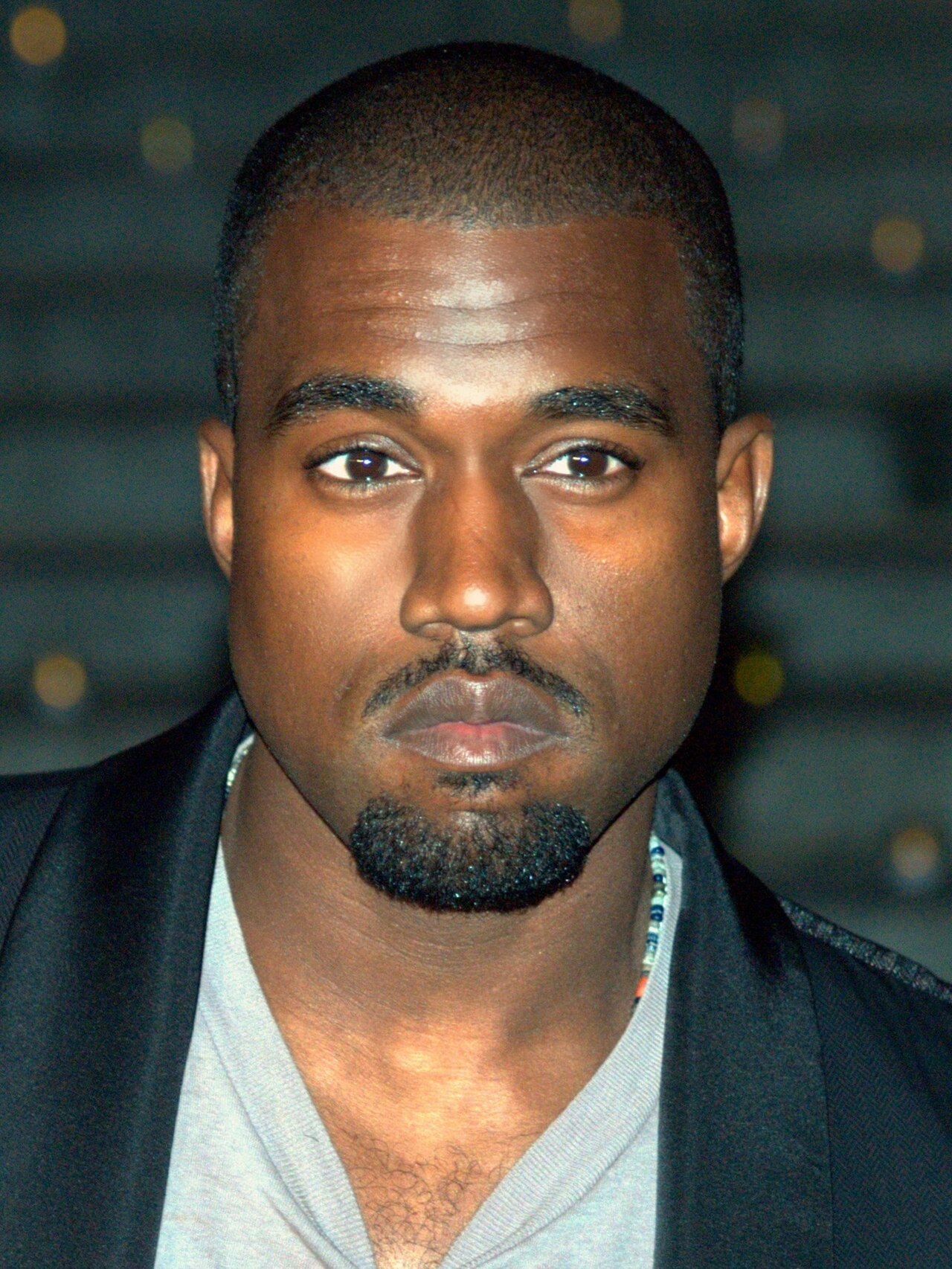 Ye at the Vanity Fair kickoff part for the 2009 Tribeca Film Festival.  Photographer's blog post about this event and photo.